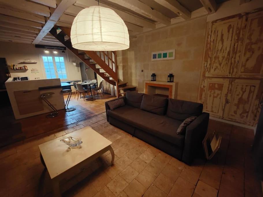 Charmant Duplex Rue Colbert Apartment Tours Exterior photo